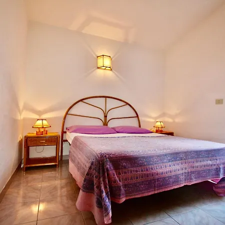 Thr - Residence C P 3* Costa Paradiso